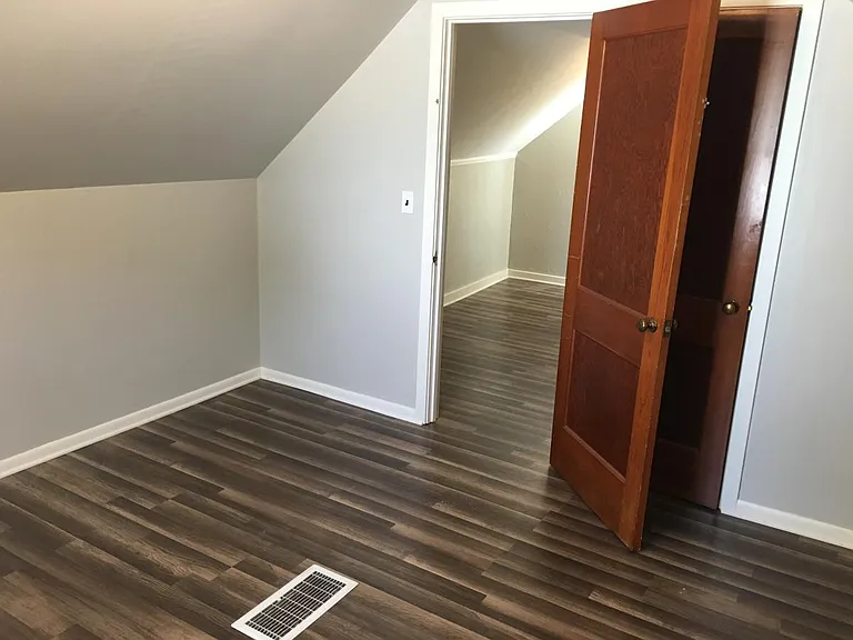 203 Lear Rd — Photo 10
