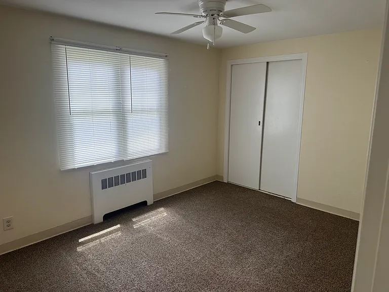 1619 W 3rd St #33 — Photo 8