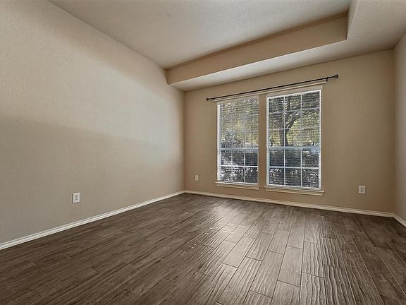 3rd image of 12215 Grand Portage Ln
