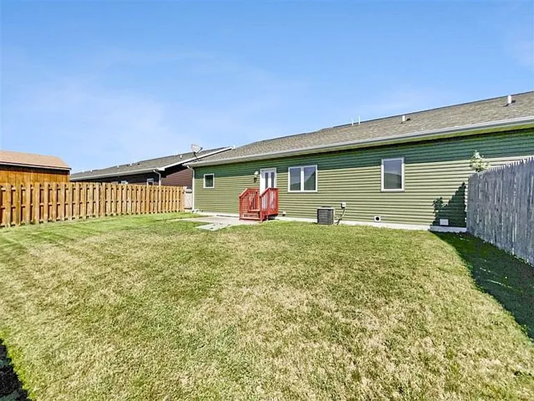 414 2nd Ave SW — Photo 23