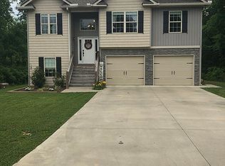 257 Wildwood Cir SE, Calhoun, GA 30701