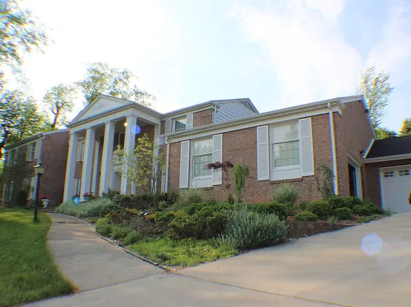 22 Boxwood Circle, Wheeling, WV 26003
