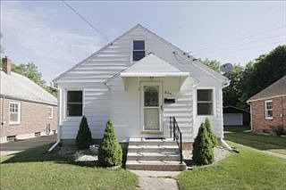 2nd image of 204 Winter St
