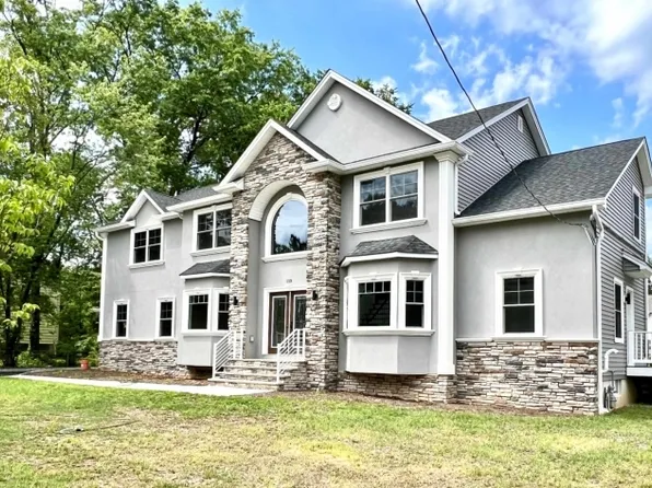 110 Hawkins Ave, Parsippany-Troy Hills Twp., NJ 07054