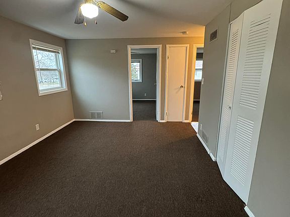 2nd image of 509 Maple Ave APT 1B