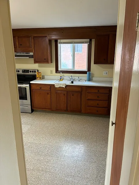 3 bed, 1100 sqft, $1,450 — Photo 4