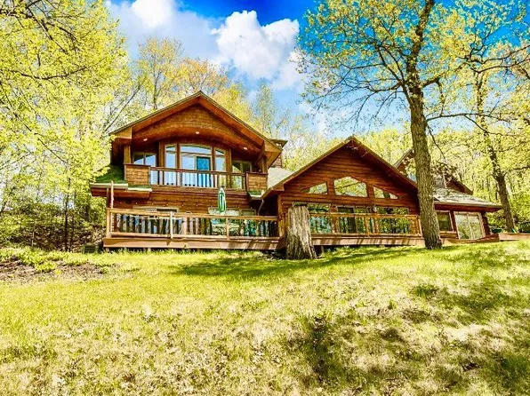18155 Dove Hill Rd, Eden Valley, MN 55329
