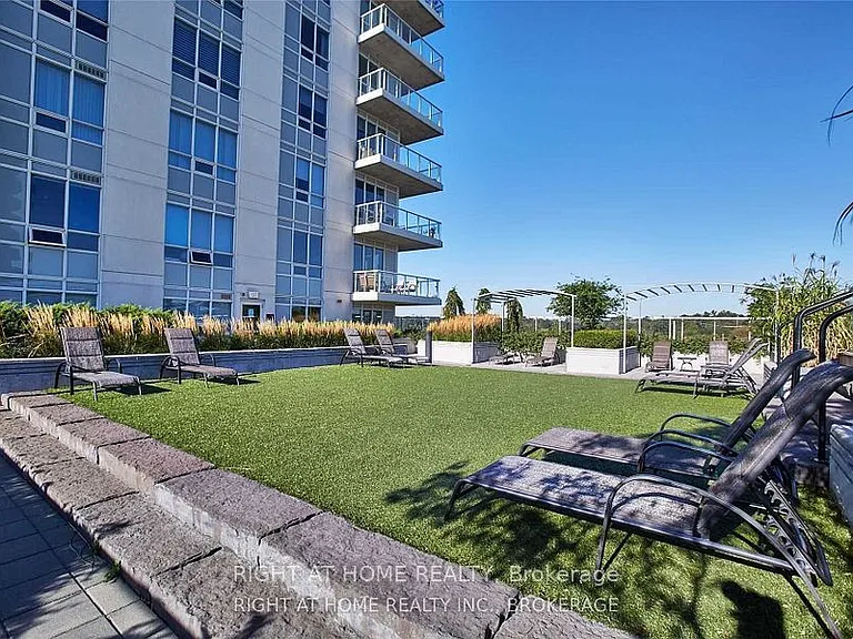 3865 Lake Shore Blvd W #1309 — Photo 13