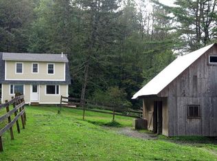86 Trussell Rd, Thetford Center, VT 05075