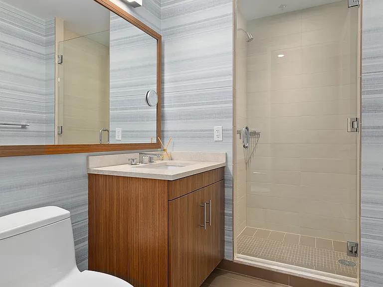 580 Washington St #1002 — Photo 23