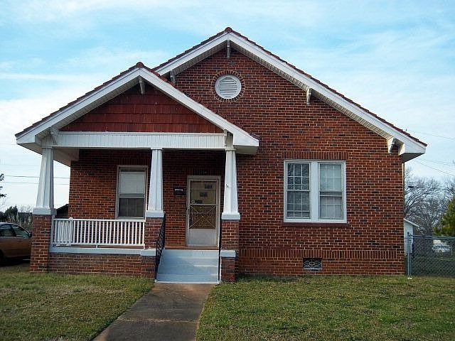 1st image of 750 Holloway Ave