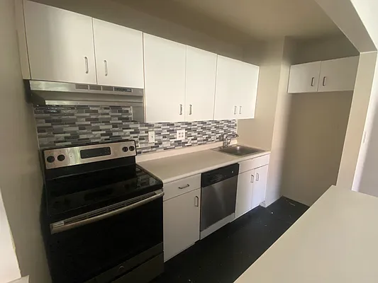 Rented by Bahar Management | media 21