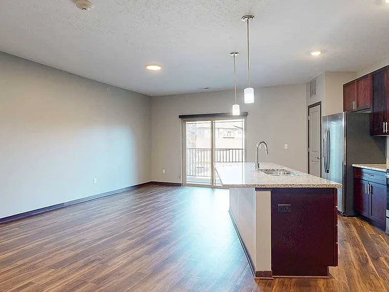 360 at Jordan West — Photo 116