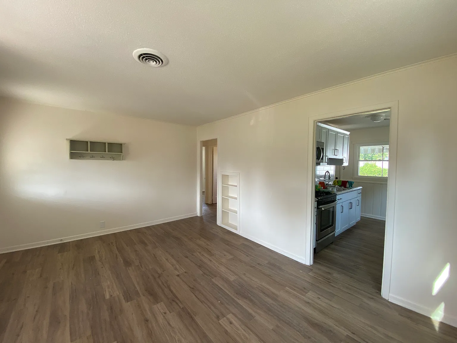 184 Little Flower Ln — Photo 2
