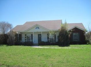 7152 Hightower Dr, North Richland Hills, TX 76182