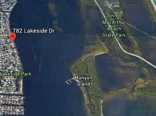 782 Lakeside Dr, North Palm Beach, FL 33408