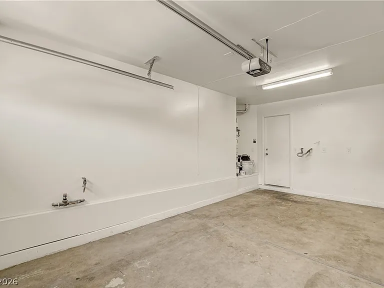 4208 Perfect Drift St — Photo 37