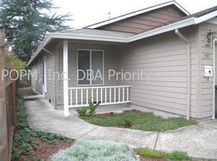 262 W Hereford St, Gladstone, OR