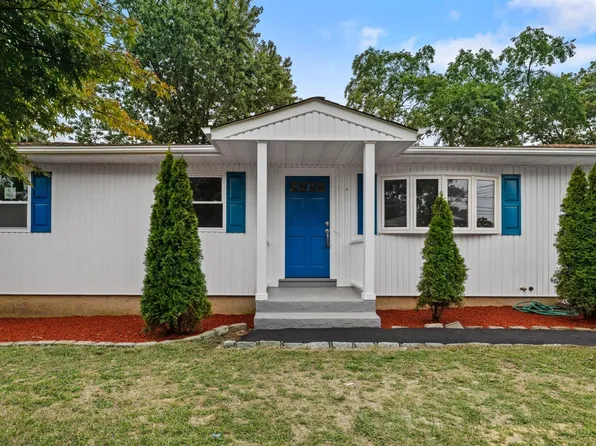 54 Wilson Avenue, Deer Park, NY 11729