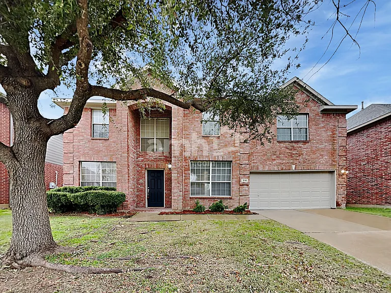 316 Stormydale Ln — Photo 1