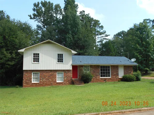 213 Avondale Dr, Lagrange, GA 30241