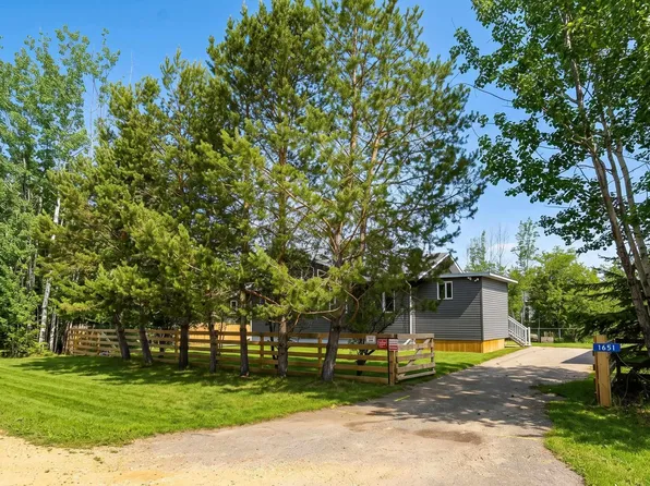 1651 Lakeview Ln, Opportunity No. 17, AB T0G 0K0