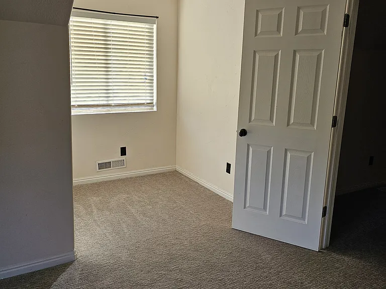 15326 S Silverpoint Cir — Photo 10