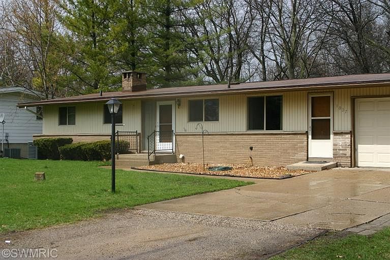 1st image of 1037 Kendalwood St NE