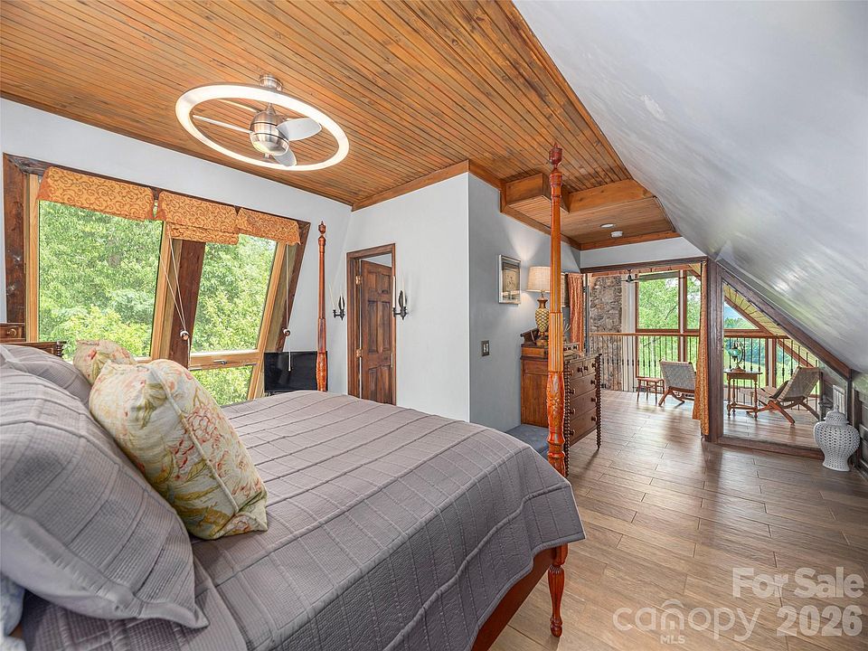 28th image of 461 Ferguson Cove Loop
