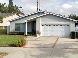 19555 Leadwell St, Reseda, CA 91335