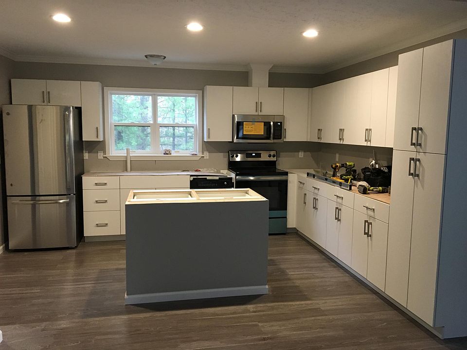 1st image of 3126 Brookside Dr