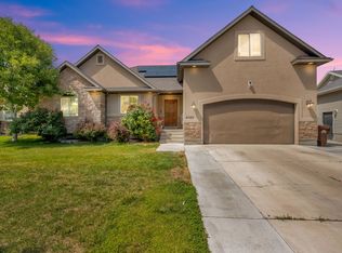4609 E Silver Creek Way, Eagle Mountain, UT 84005