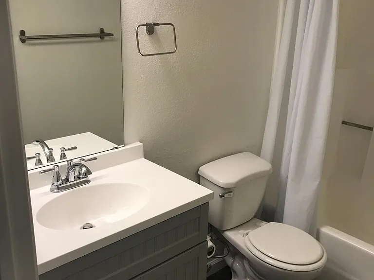 4410 E Pueblo Ave — Photo 6