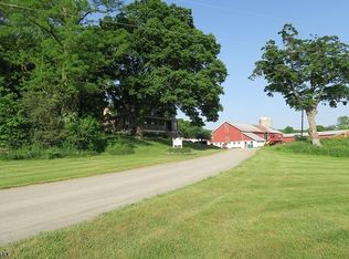 19 Hamming Ln, Sussex, NJ 07461