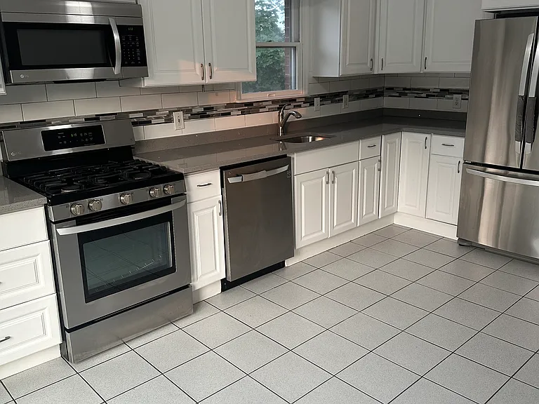 398 Palmer Rd #2 — Photo 4