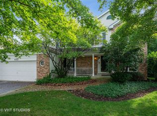 9162 Primrose Ln, Fox River Grove, IL 60021