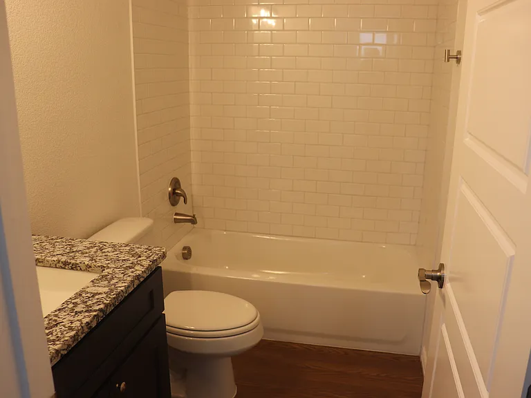 Full Bathroom