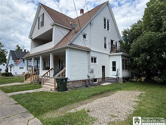 2nd image of 12 Superior St
