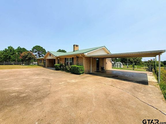 3rd image of 150 County Road 4415
