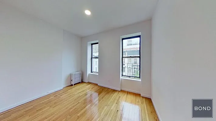 Rented by Bond New York | media 22