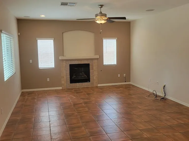11424 Valentino Ln — Photo 11