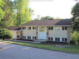 1568 Nottingham Rd, Charleston, WV 25314