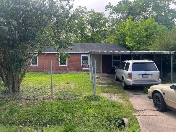 10010 Cathedral Dr, Houston, TX 77051