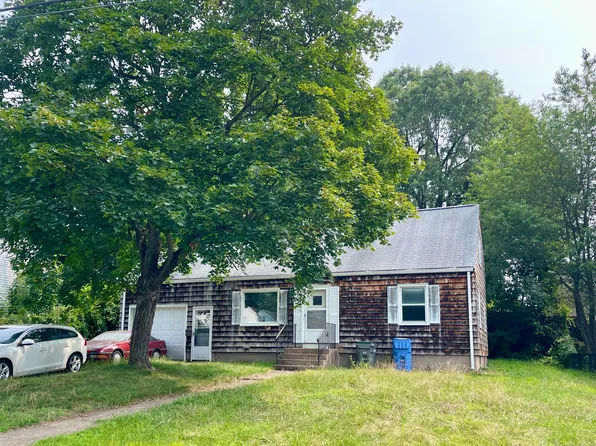 27 Grant Road, Manchester, CT 06042