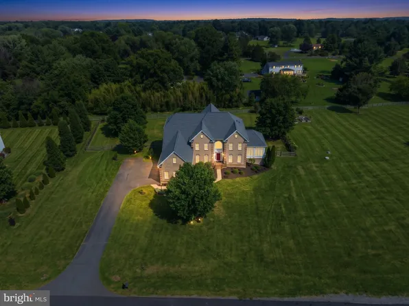 3508 Finish Line Dr, Gainesville, VA 20155