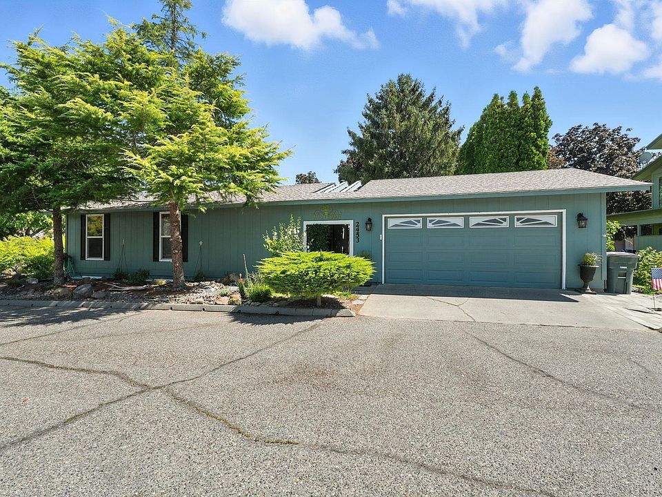 1st image of 2453 Catalina Ct