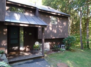 7 Mill Run #A, Quechee, VT 05059