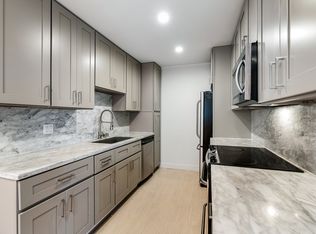 11726 Montana Ave APT 4, Los Angeles, CA 90049