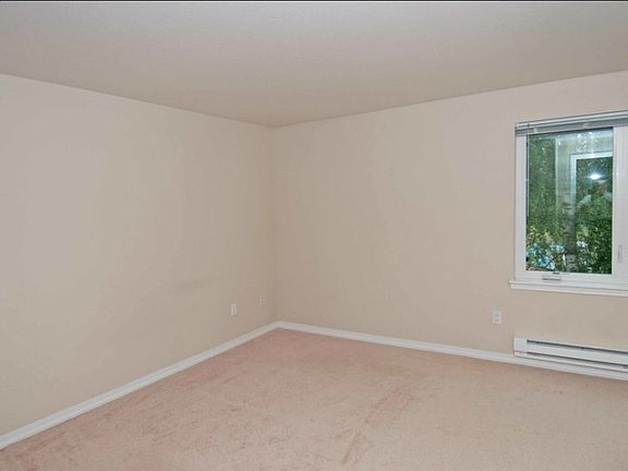 5th image of 20330 Bothell Everett Hwy APT C303