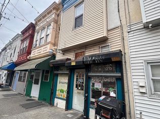 2324 S 7th St, Philadelphia, PA 19148